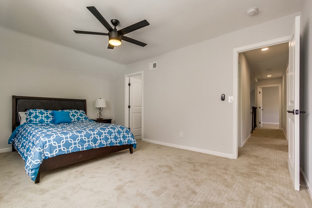 Virtual tour photo 27 of 47 for 976 Di Marino St