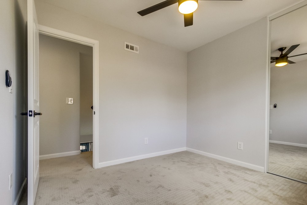 Virtual tour photo 36 of 47 for 976 Di Marino St