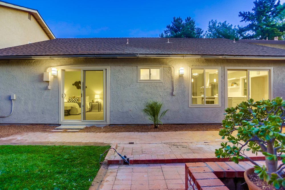 Virtual tour photo 11 of 63 for 9770 Benavente Pl
