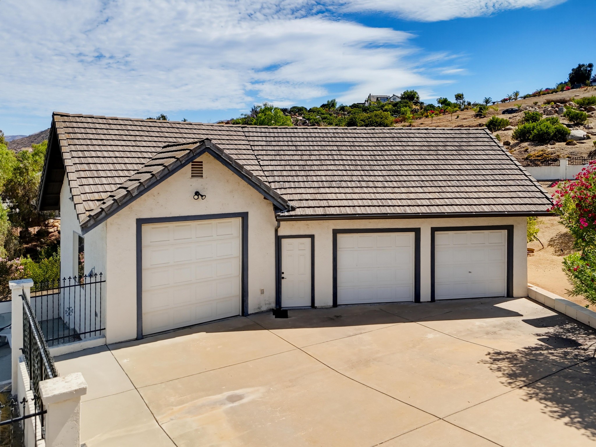 Virtual tour photo 6 of 117 for 9770 Quail Canyon Rd