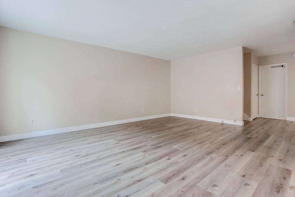Virtual tour photo 10 of 42 for 9773 Genesee Ave