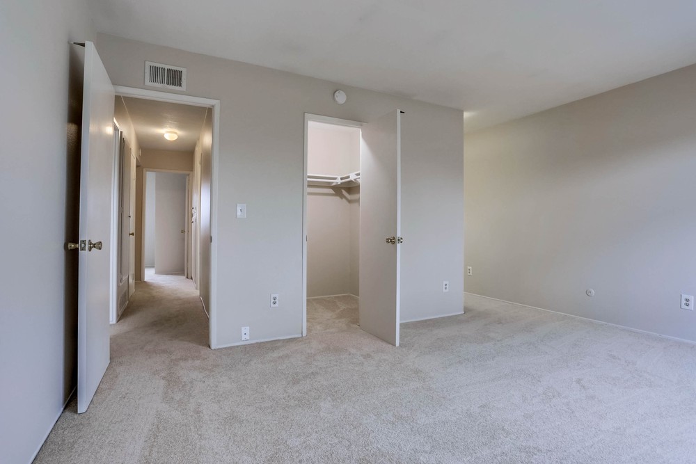 Virtual tour photo 26 of 42 for 9773 Genesee Ave