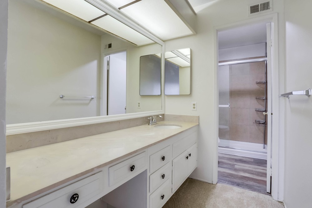 Virtual tour photo 29 of 42 for 9773 Genesee Ave