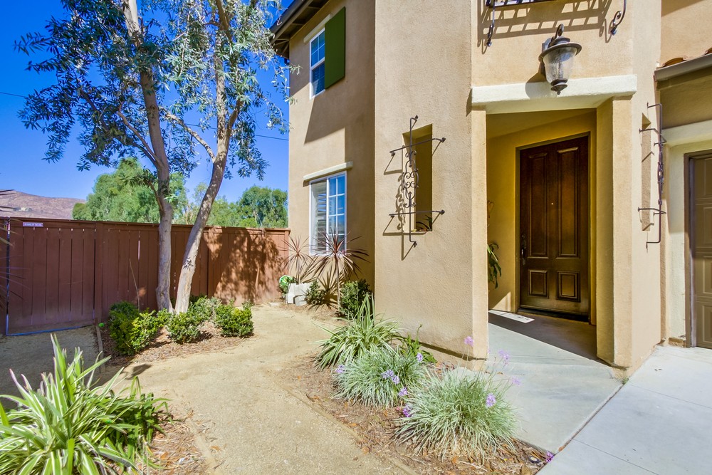 Virtual tour photo 4 of 40 for 9774 Tallus Glen