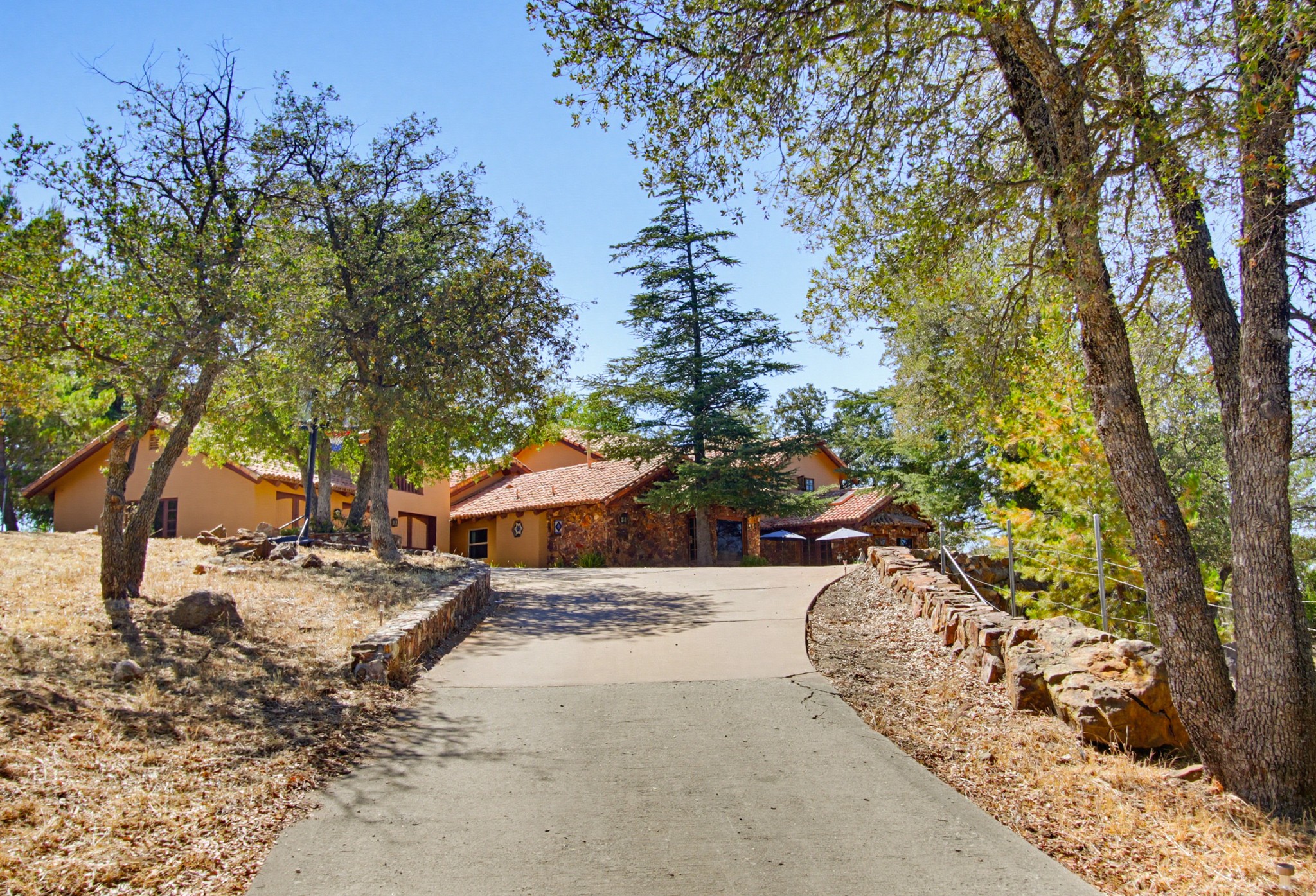 Virtual tour photo 1 of 150 for 9776 Chiquita Rd