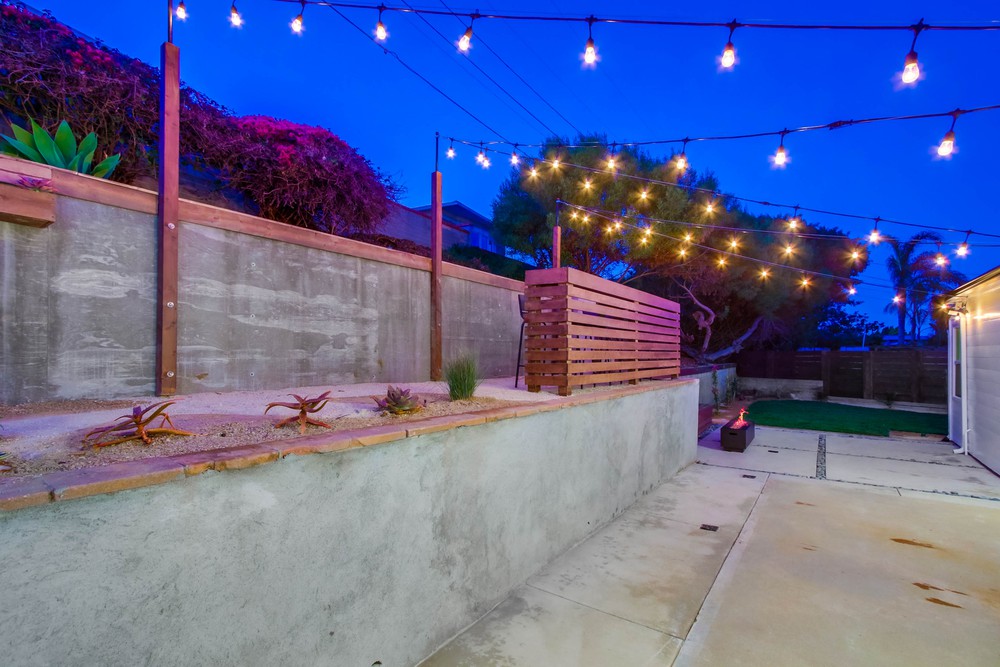 Virtual tour photo 11 of 71 for 978 Manor Way