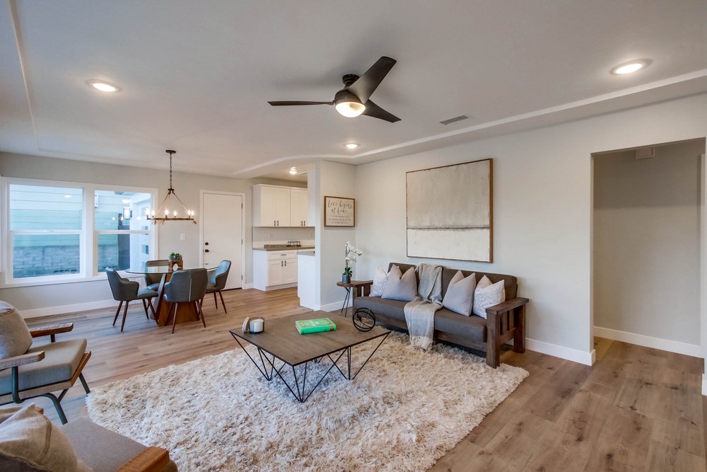Virtual tour photo 22 of 71 for 978 Manor Way