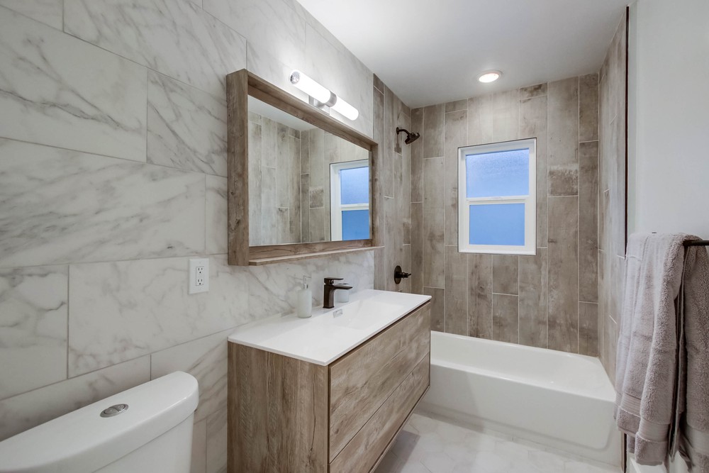 Virtual tour photo 48 of 71 for 978 Manor Way