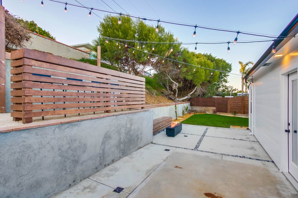Virtual tour photo 60 of 71 for 978 Manor Way
