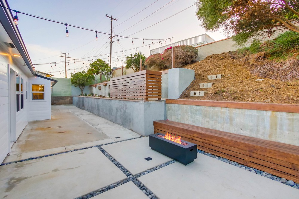 Virtual tour photo 62 of 71 for 978 Manor Way