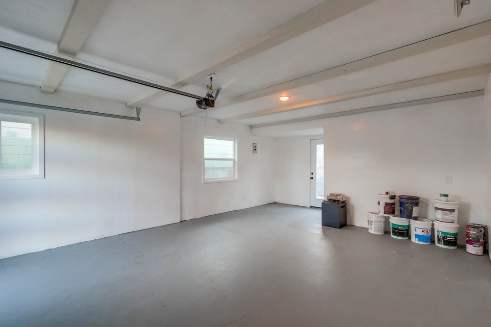 Virtual tour photo 70 of 71 for 978 Manor Way