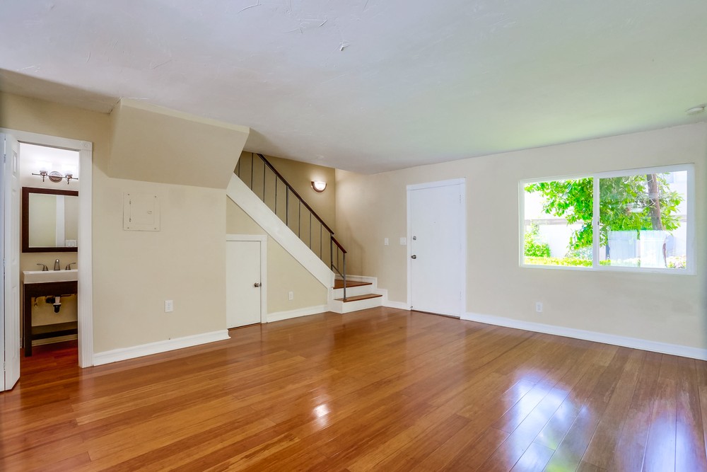 Virtual tour photo 6 of 23 for 9783 Caminito Bolsa