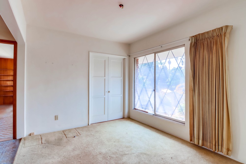 Virtual tour photo 16 of 54 for 980 Scott St