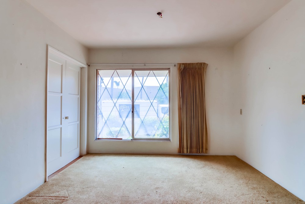 Virtual tour photo 19 of 54 for 980 Scott St