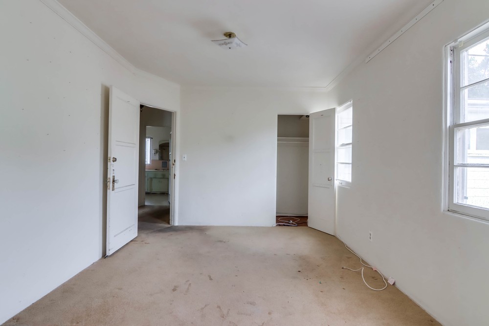 Virtual tour photo 32 of 54 for 980 Scott St