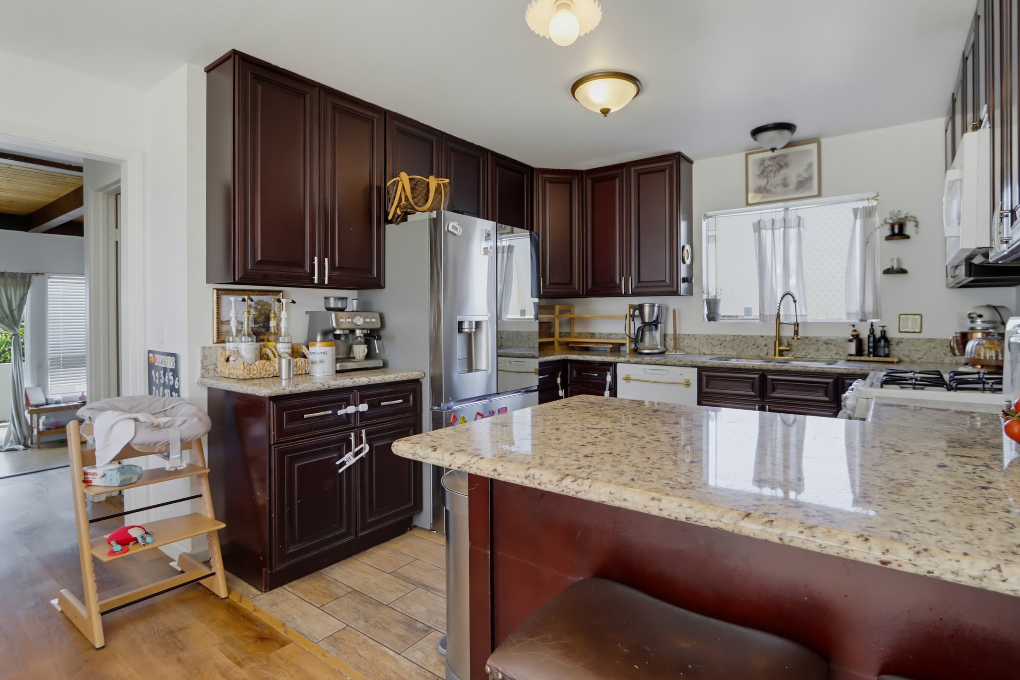 Virtual tour photo 14 of 55 for 9811 Eucalyptus St