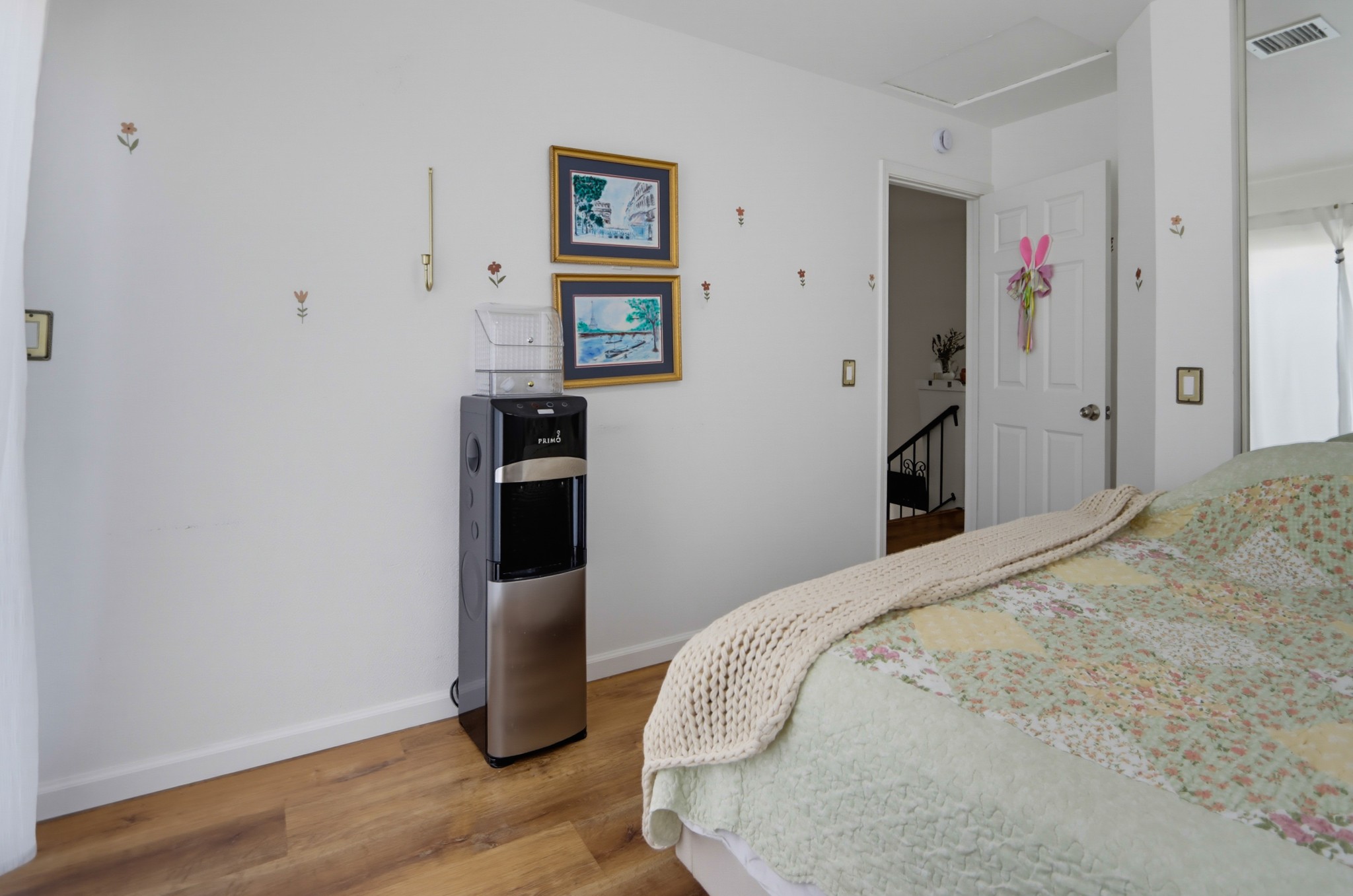 Virtual tour photo 41 of 55 for 9811 Eucalyptus St