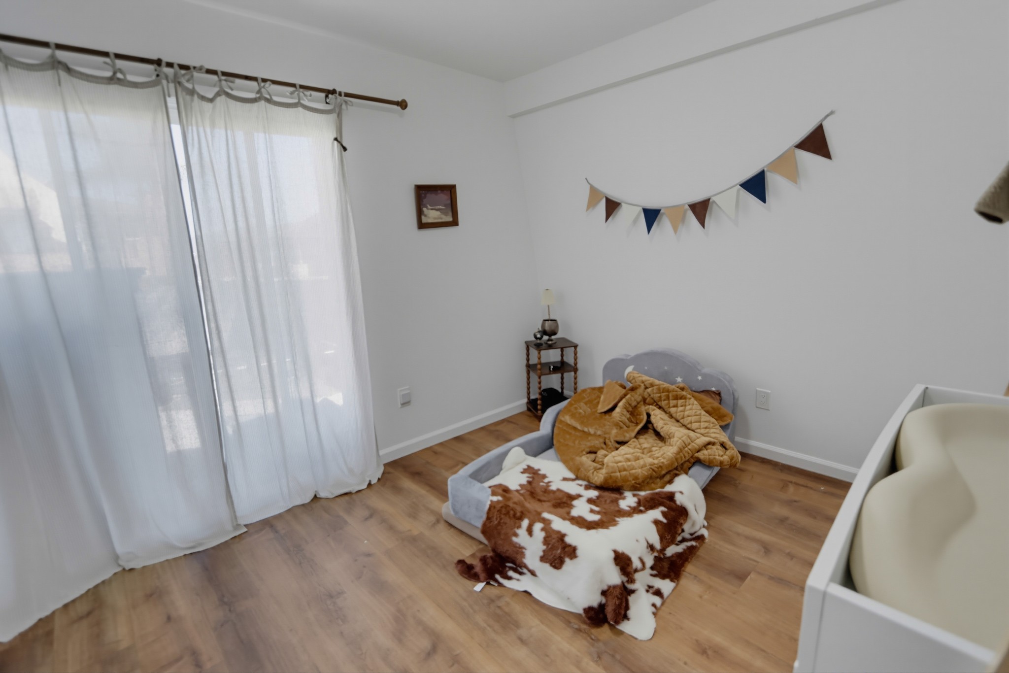 Virtual tour photo 43 of 55 for 9811 Eucalyptus St