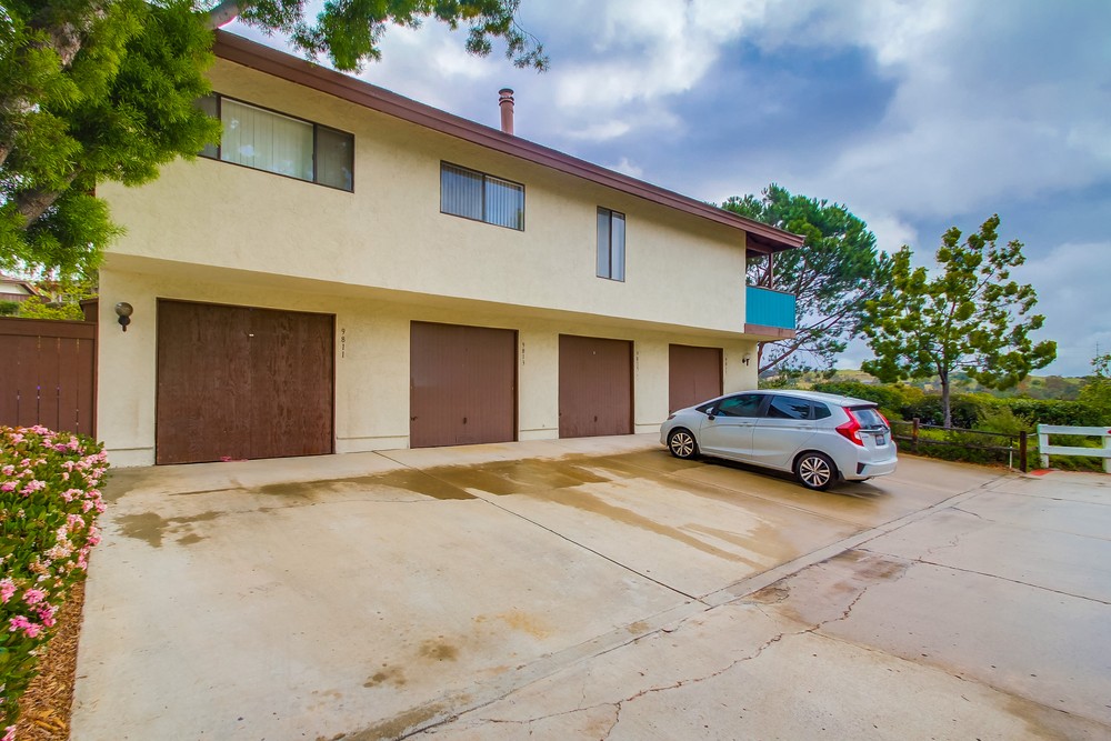 Virtual tour photo 3 of 40 for 9815 Caminito Cuadro