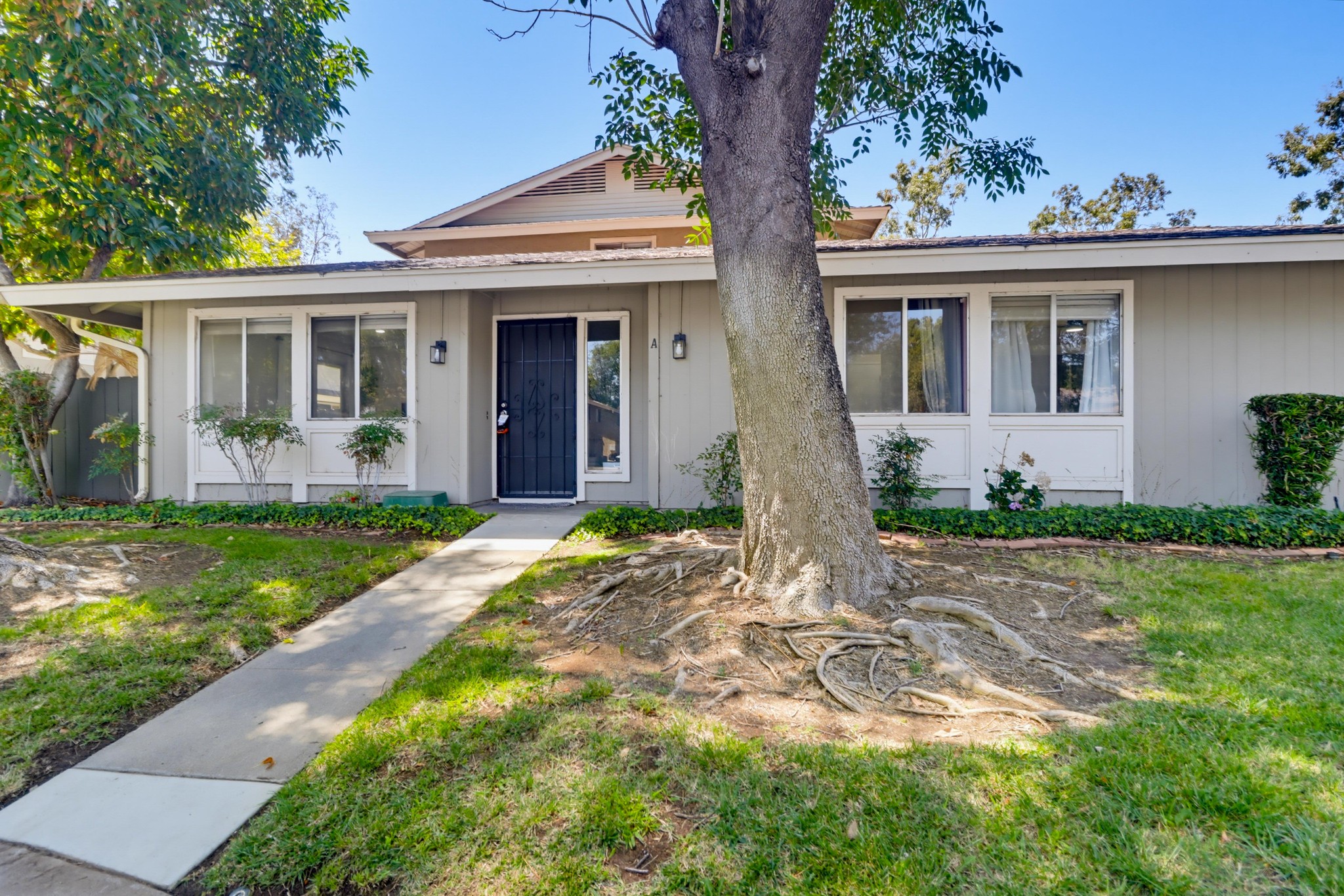 Virtual tour photo 4 of 32 for 983 Amistad Pl Unit A