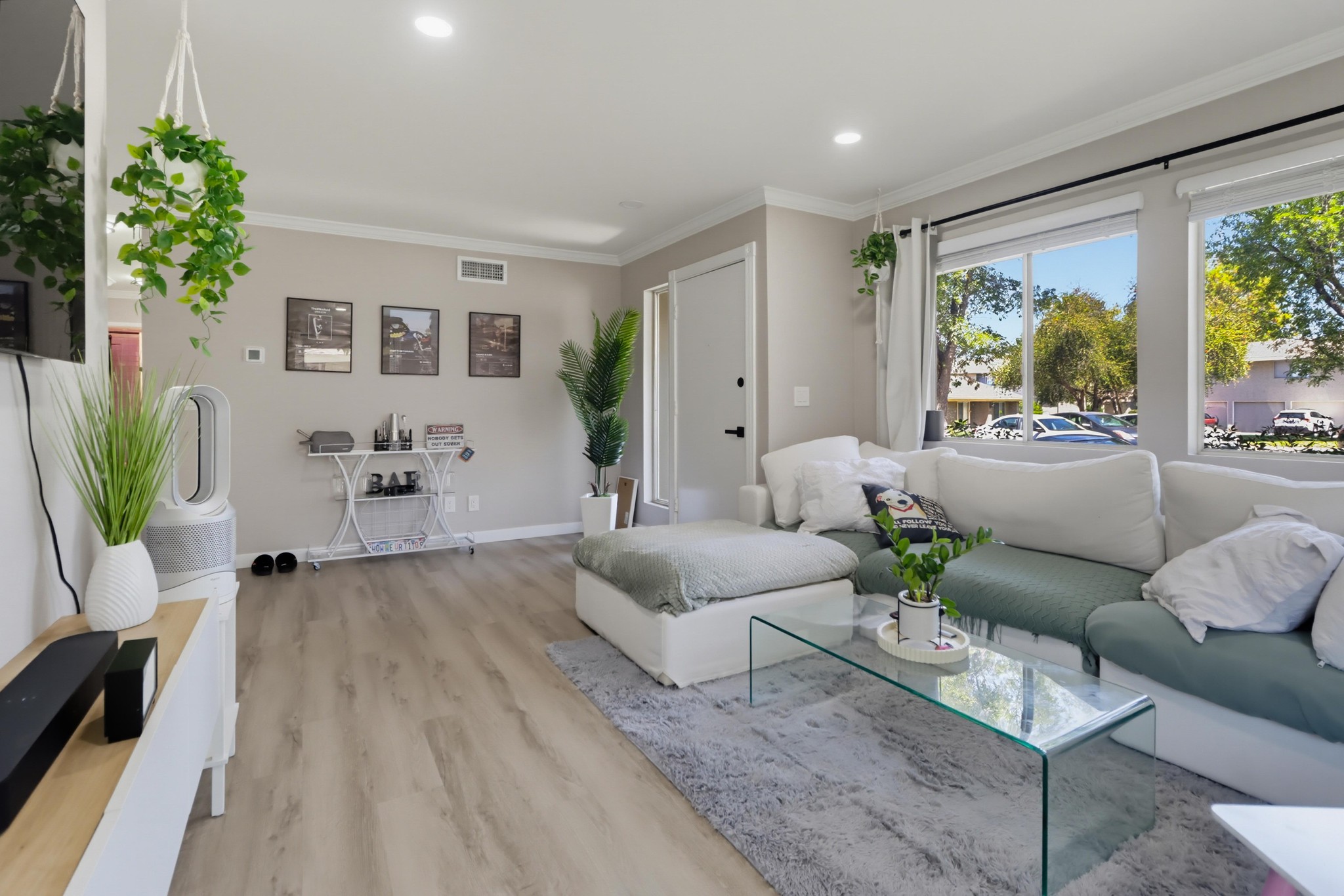 Virtual tour photo 10 of 32 for 983 Amistad Pl Unit A