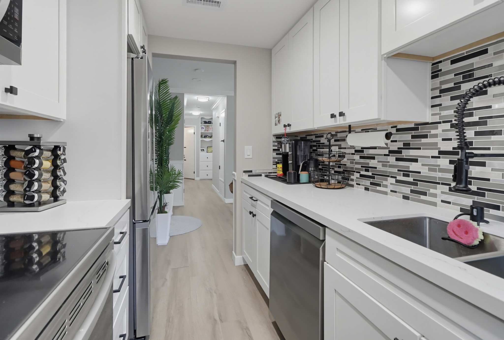 Virtual tour photo 16 of 32 for 983 Amistad Pl Unit A