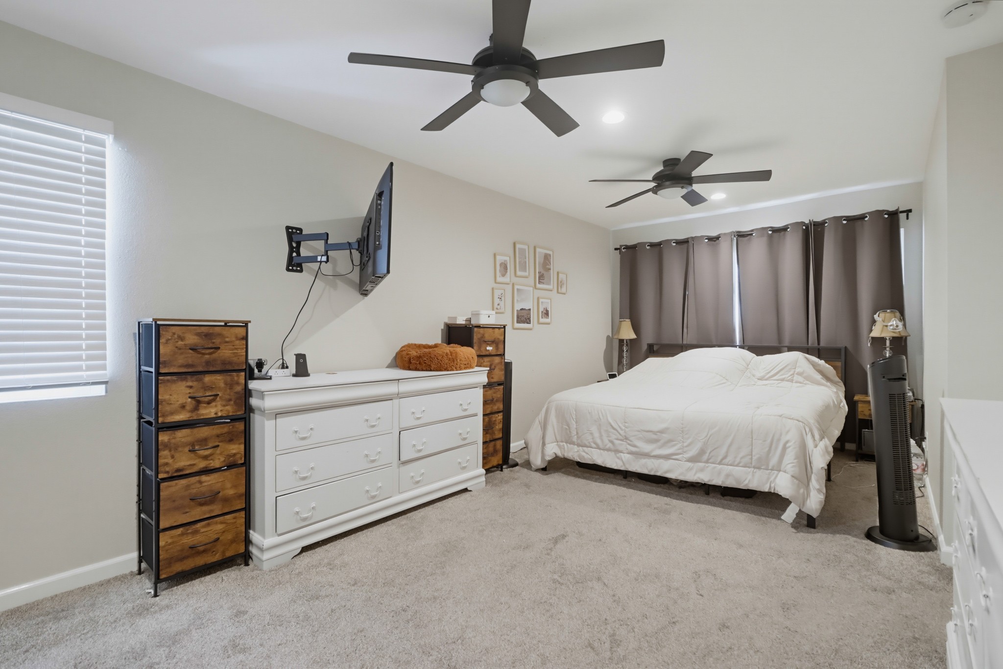 Virtual tour photo 20 of 40 for 9845 Caspi Gardens Dr