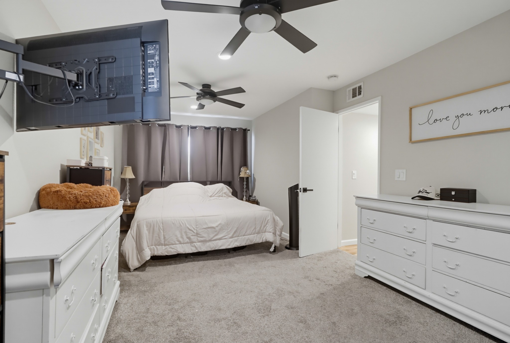 Virtual tour photo 21 of 40 for 9845 Caspi Gardens Dr