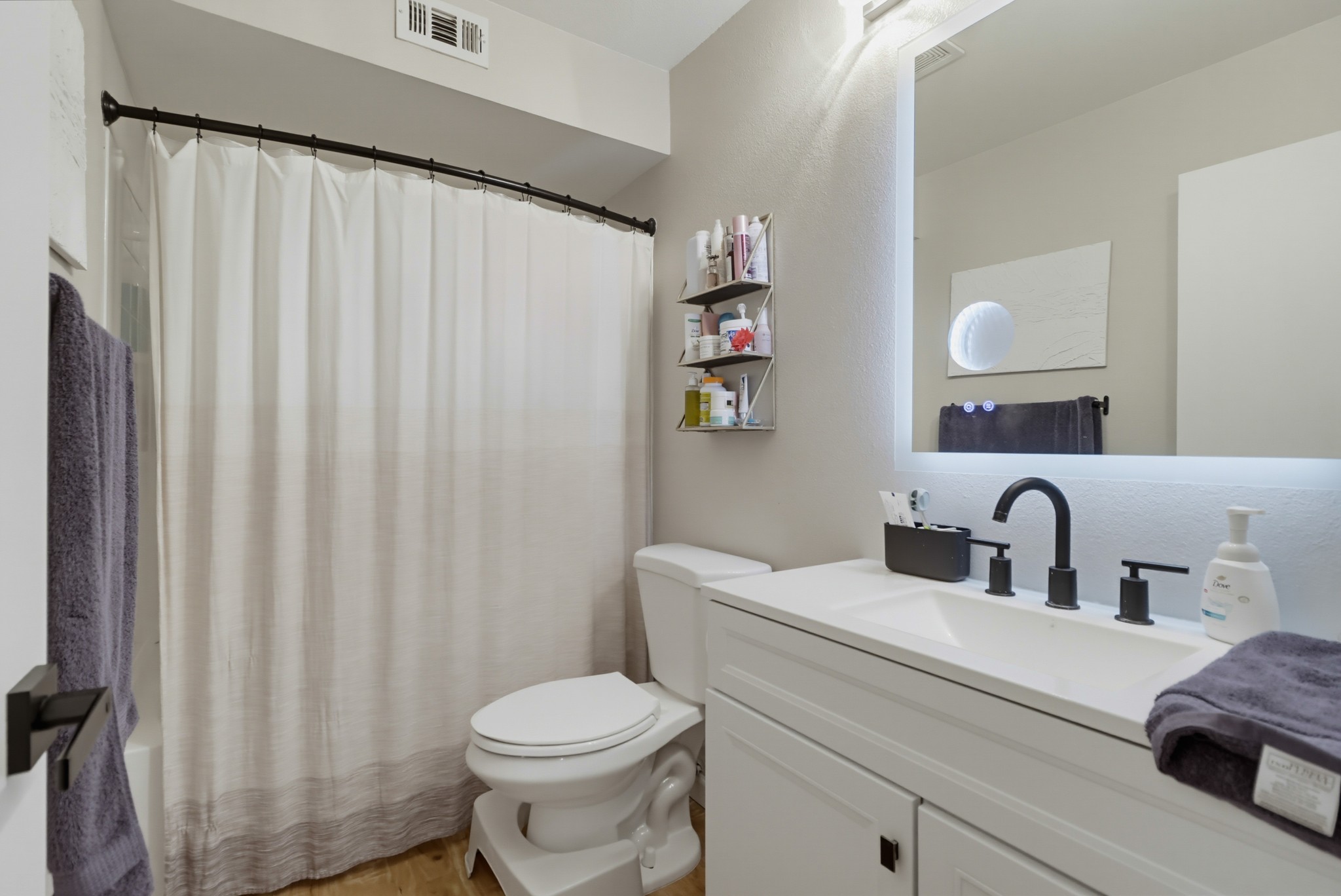 Virtual tour photo 26 of 40 for 9845 Caspi Gardens Dr