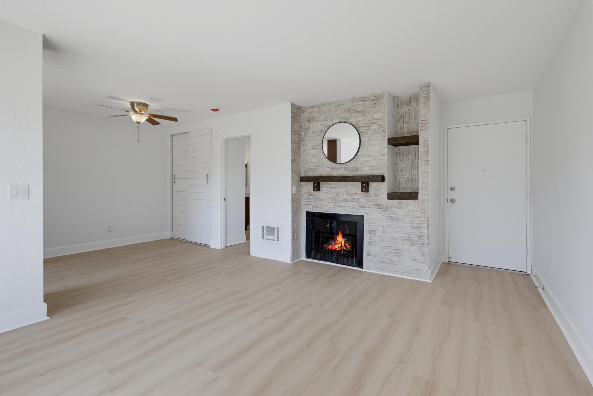 Virtual tour photo 7 of 32 for 9849 Caminito Marlock Apt 26