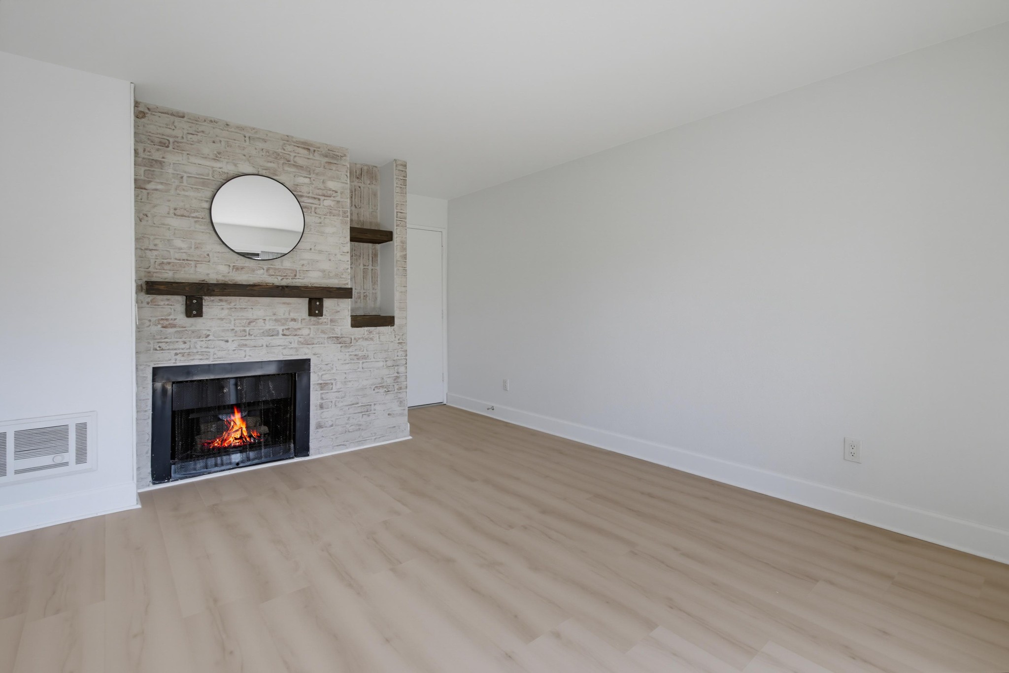 Virtual tour photo 8 of 32 for 9849 Caminito Marlock Apt 26