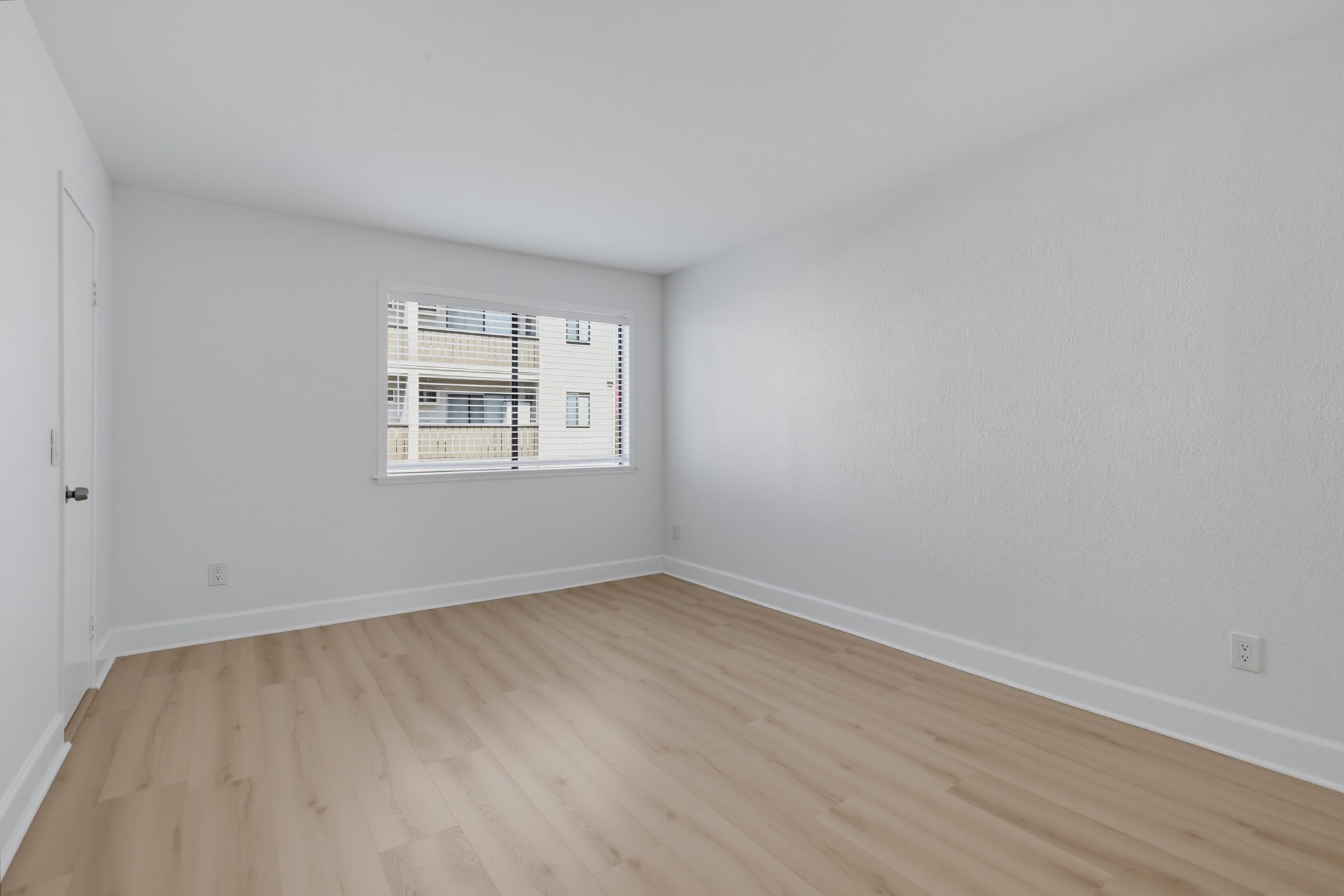 Virtual tour photo 19 of 32 for 9849 Caminito Marlock Apt 26