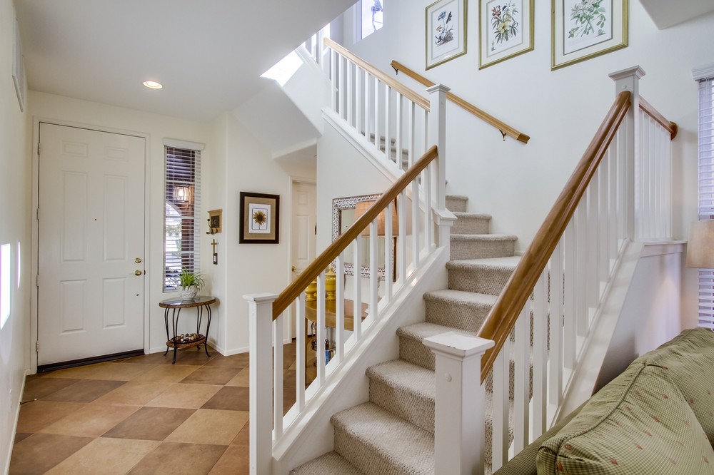 Virtual tour photo 7 of 42 for 9853 Fieldthorn St
