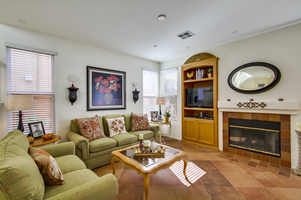 Virtual tour photo 8 of 42 for 9853 Fieldthorn St