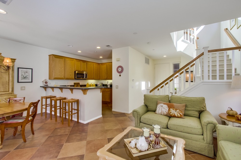 Virtual tour photo 10 of 42 for 9853 Fieldthorn St
