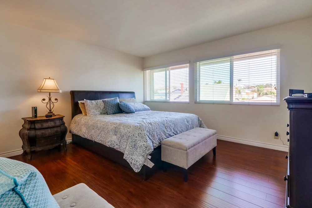 Virtual tour photo 34 of 61 for 986 Churrituck Dr
