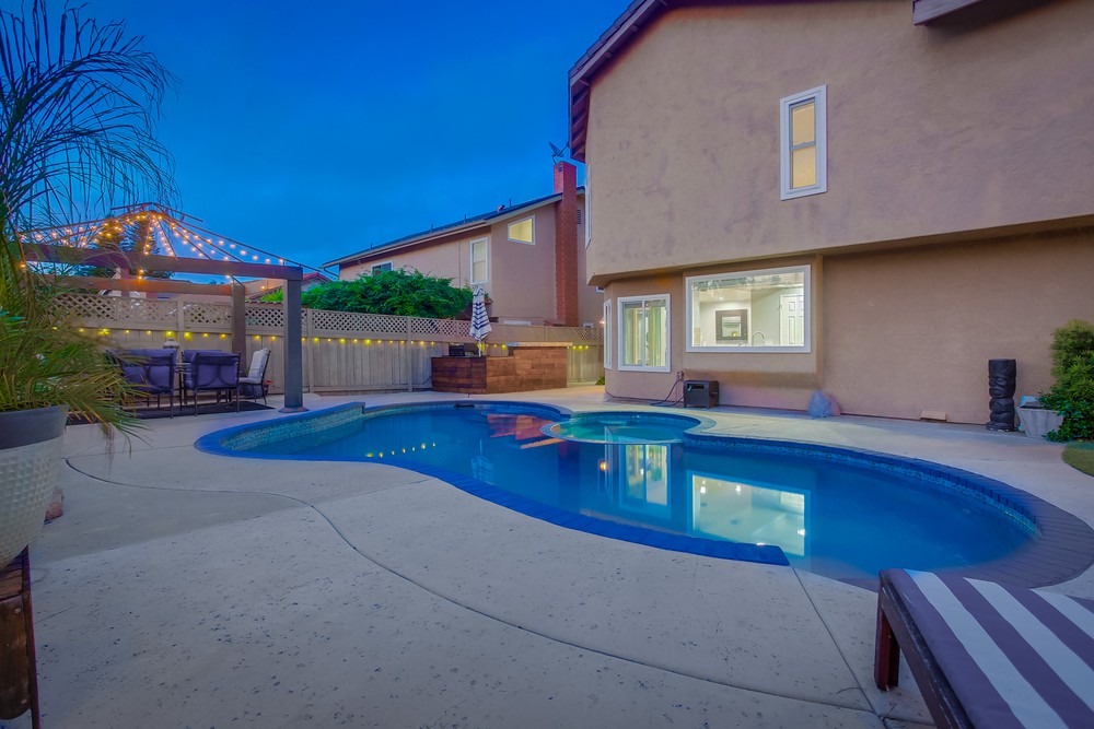Virtual tour photo 12 of 99 for 9864 Saskatchewan Ave
