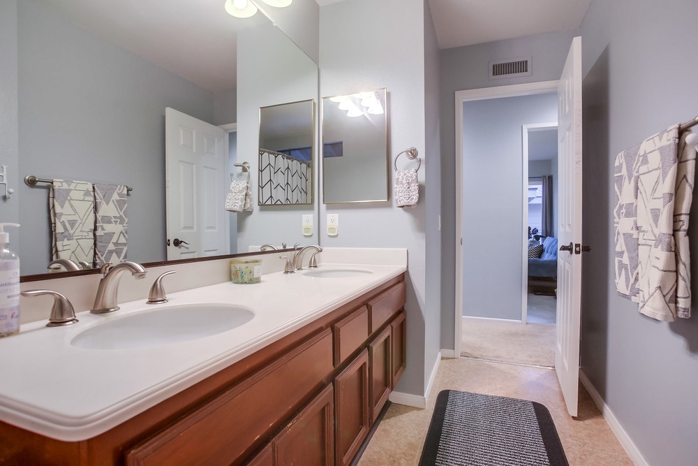 Virtual tour photo 71 of 99 for 9864 Saskatchewan Ave