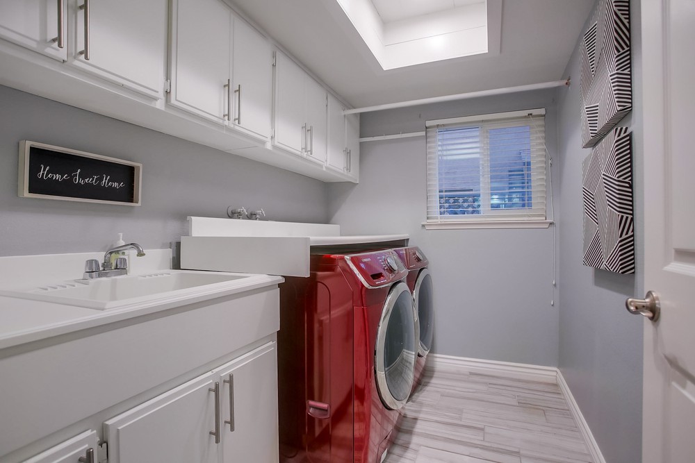 Virtual tour photo 75 of 99 for 9864 Saskatchewan Ave