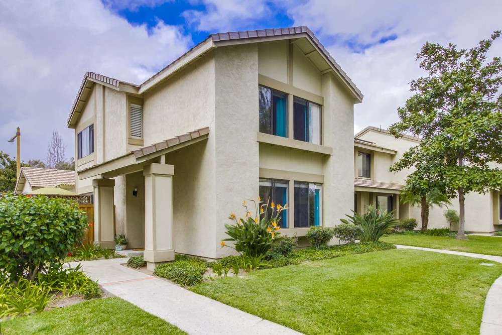 Virtual tour photo 1 of 38 for 9869 Park Crest Ln