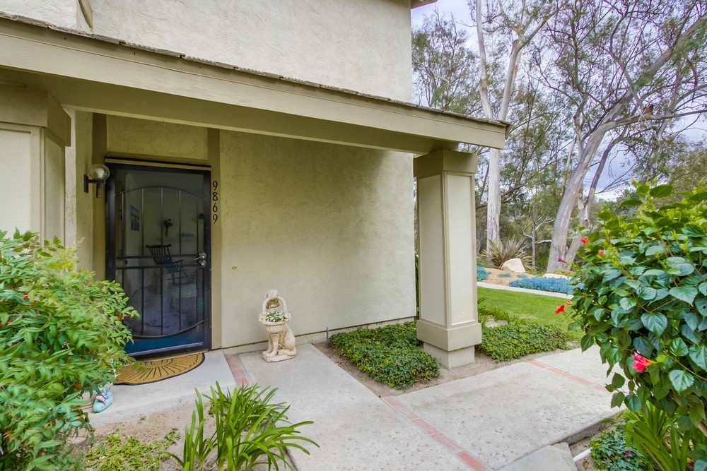 Virtual tour photo 4 of 38 for 9869 Park Crest Ln