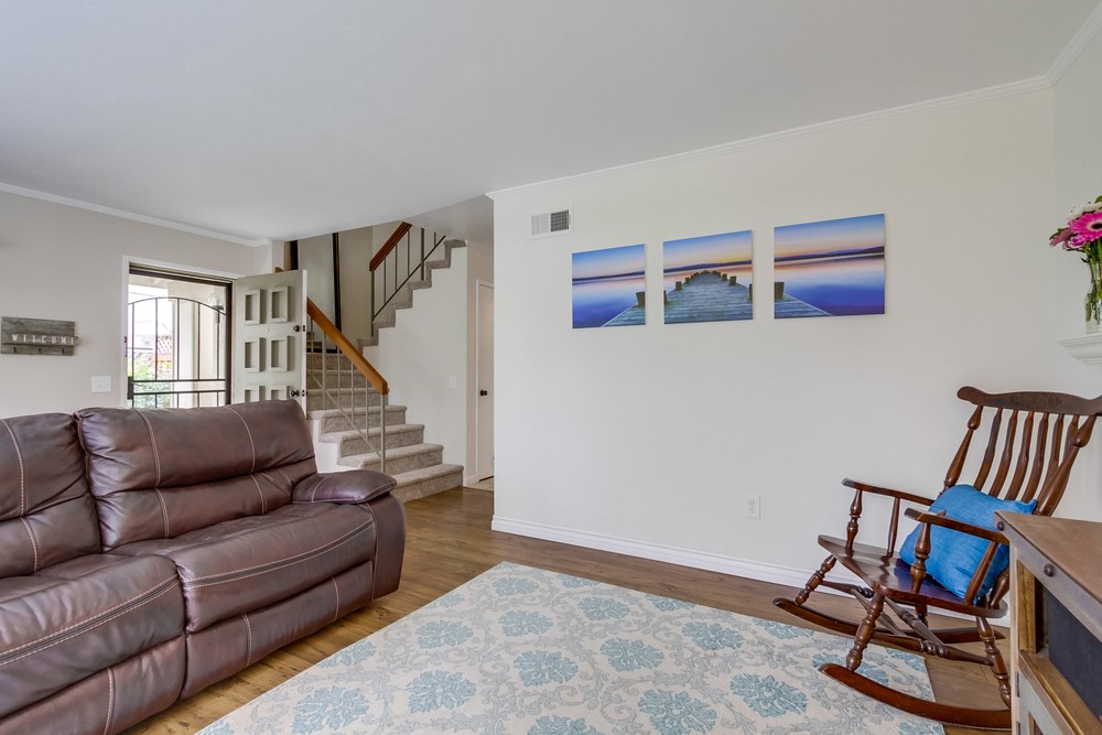 Virtual tour photo 9 of 38 for 9869 Park Crest Ln