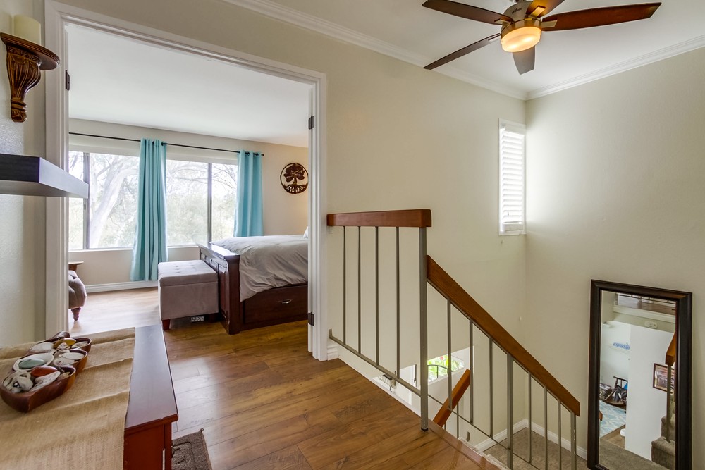 Virtual tour photo 18 of 38 for 9869 Park Crest Ln