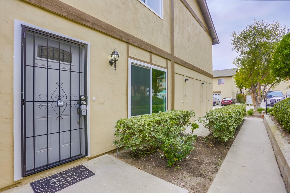 Virtual tour photo 5 of 29 for 9870 Caminito Bolsa