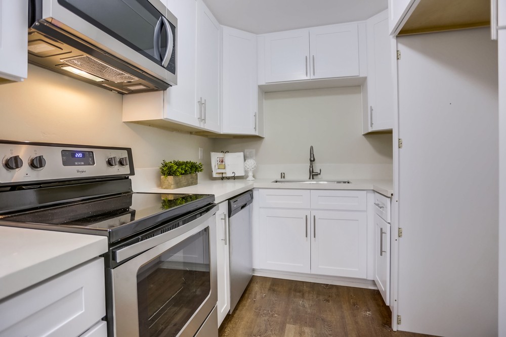 Virtual tour photo 16 of 29 for 9870 Caminito Bolsa