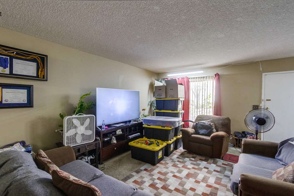 Virtual tour photo 6 of 29 for 9870 Caminito Bolsa