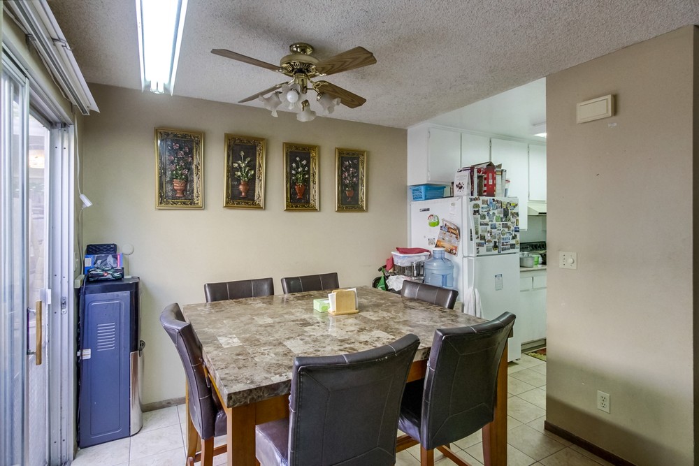 Virtual tour photo 9 of 29 for 9870 Caminito Bolsa