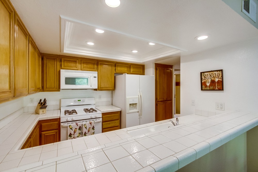 Virtual tour photo 8 of 28 for 9886 Scripps Westview Way #182