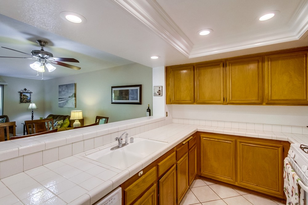 Virtual tour photo 9 of 28 for 9886 Scripps Westview Way #182