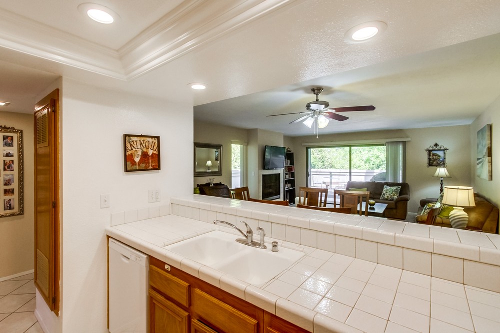 Virtual tour photo 11 of 28 for 9886 Scripps Westview Way #182